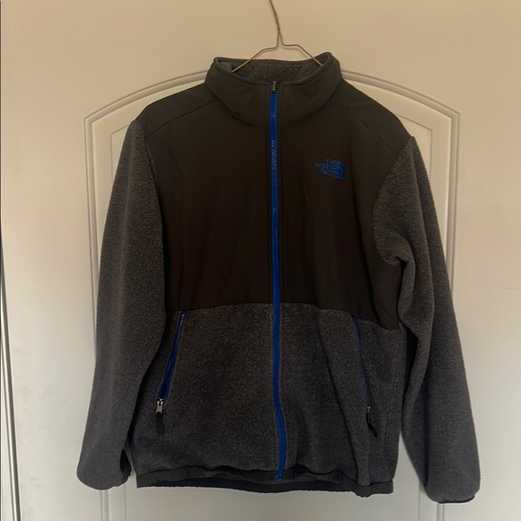 The North Face Men's Gray and Black Jacket